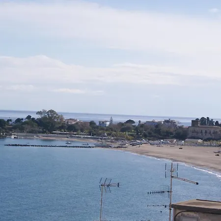 Apartment Donna Sicilia 2 *